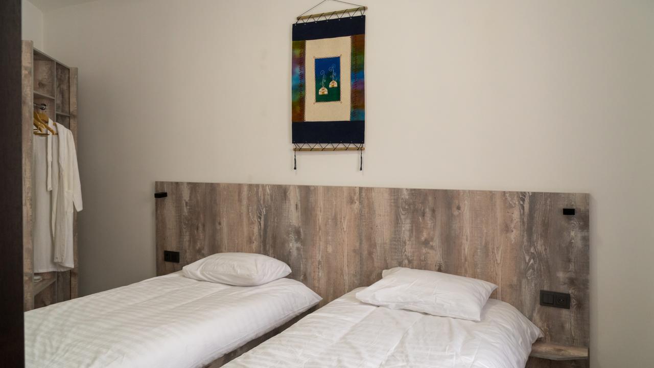 Home Guest Residence Bishkek Exterior foto