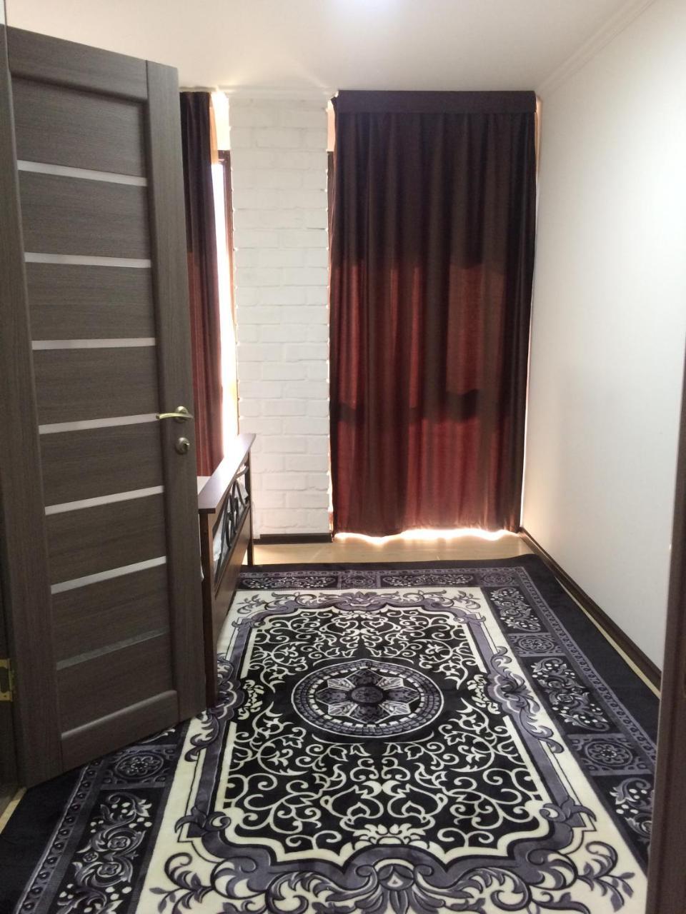 Home Guest Residence Bishkek Exterior foto